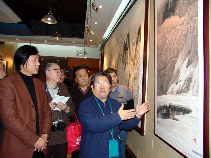 2004年12月于志学为周尊圣点评作品