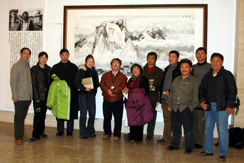 2009年10月导师于志学和中国人民大学2009级于志学冰雪画工作室在北京中华世纪坛