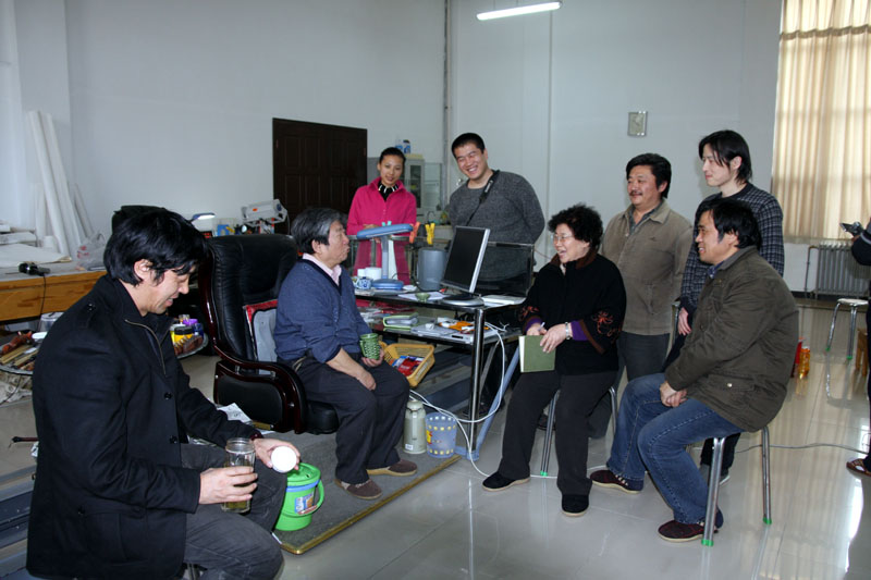 2010年3月导师于志学为中国人民大学2009级于志学冰雪画工作室在北京延庆冰雪画派教学基地讲课