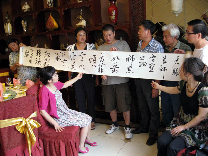 2011年7月中国人民大学2010级于志学冰雪画工作室向导师敬赠题词