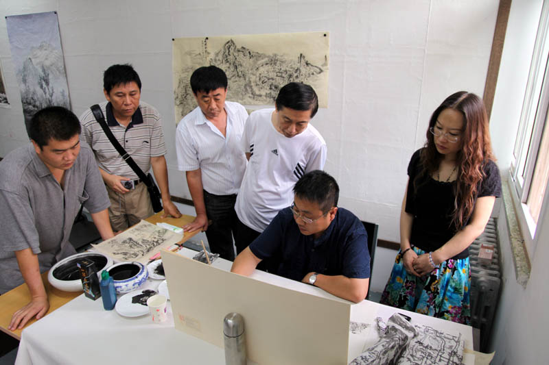 2010年9月王乘老师进行中国临摹教学