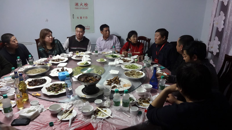 画展归来受到黑河文化局领导的热情接待