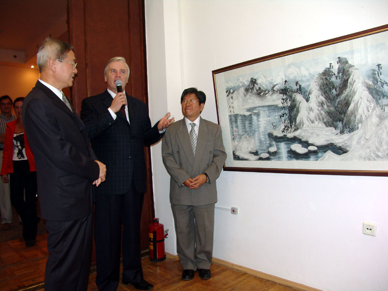 白俄罗斯文化部副部长高度赞扬冰雪画
