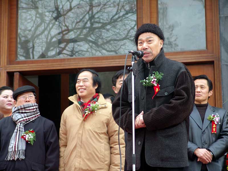 安徽省美协副主席、安徽书画院院长王涛在开幕式讲话